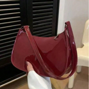 Bolso de hombro rojo